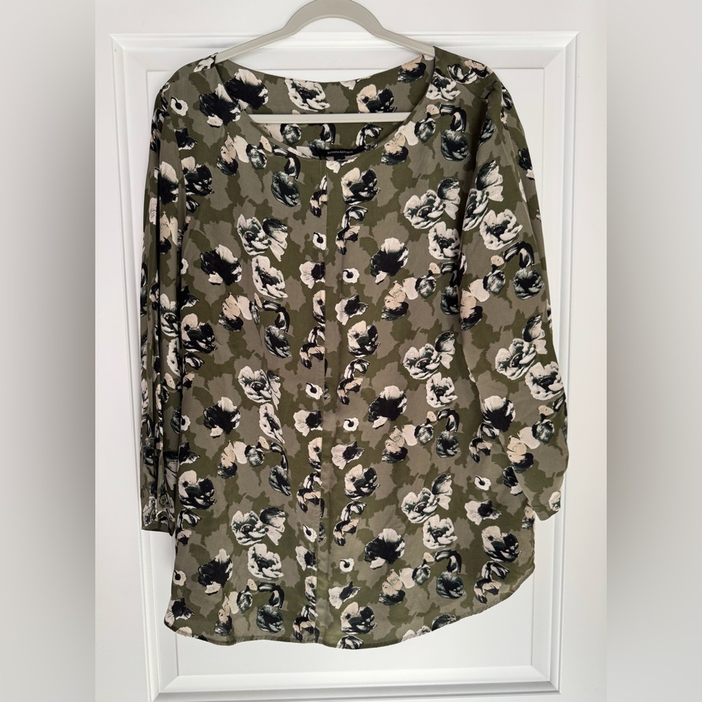 Banana Republic Pull On Silk Blouse Sz XL